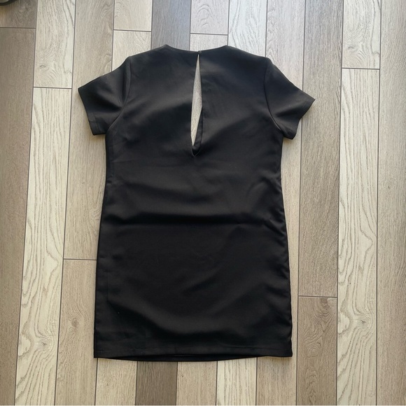 AmyEnjoyLife Elegant Black Dress - Picture 3 of 7